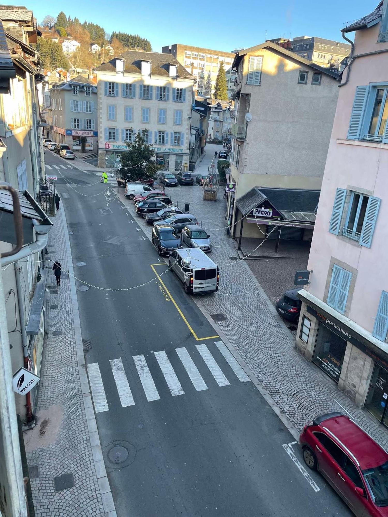 Les Apparts Du Trech Tulle Esterno foto